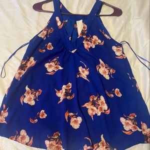 Women top